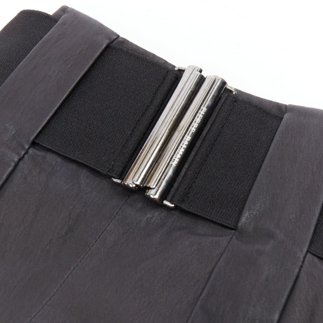 Pierre Balmain PIERRE BALMAIN Vintage black leather wide logo elastic belted A-line skirt FR38 M Size 28" / US 6 / IT 42 - 2 Thumbnail