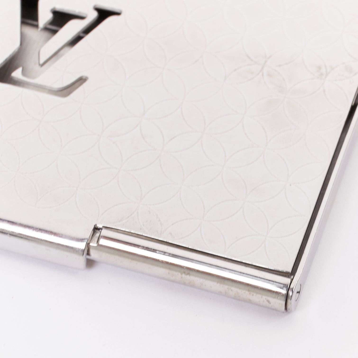 Louis Vuitton LOUIS VUITTON Porte Carte Champs Elysees silver tone metal cut out card holder Size ONE SIZE - 3 Thumbnail