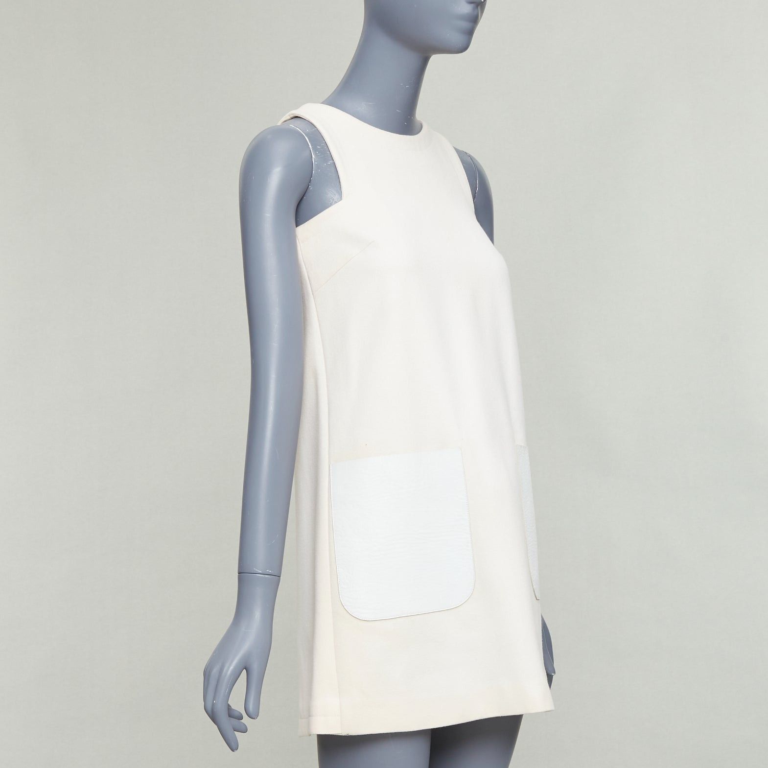 Fendi FENDI cream 100% wool leather patch pocket silk lined mini dress IT36 XXS Size XS / US 0-2 / IT 36-38 - 3 Thumbnail
