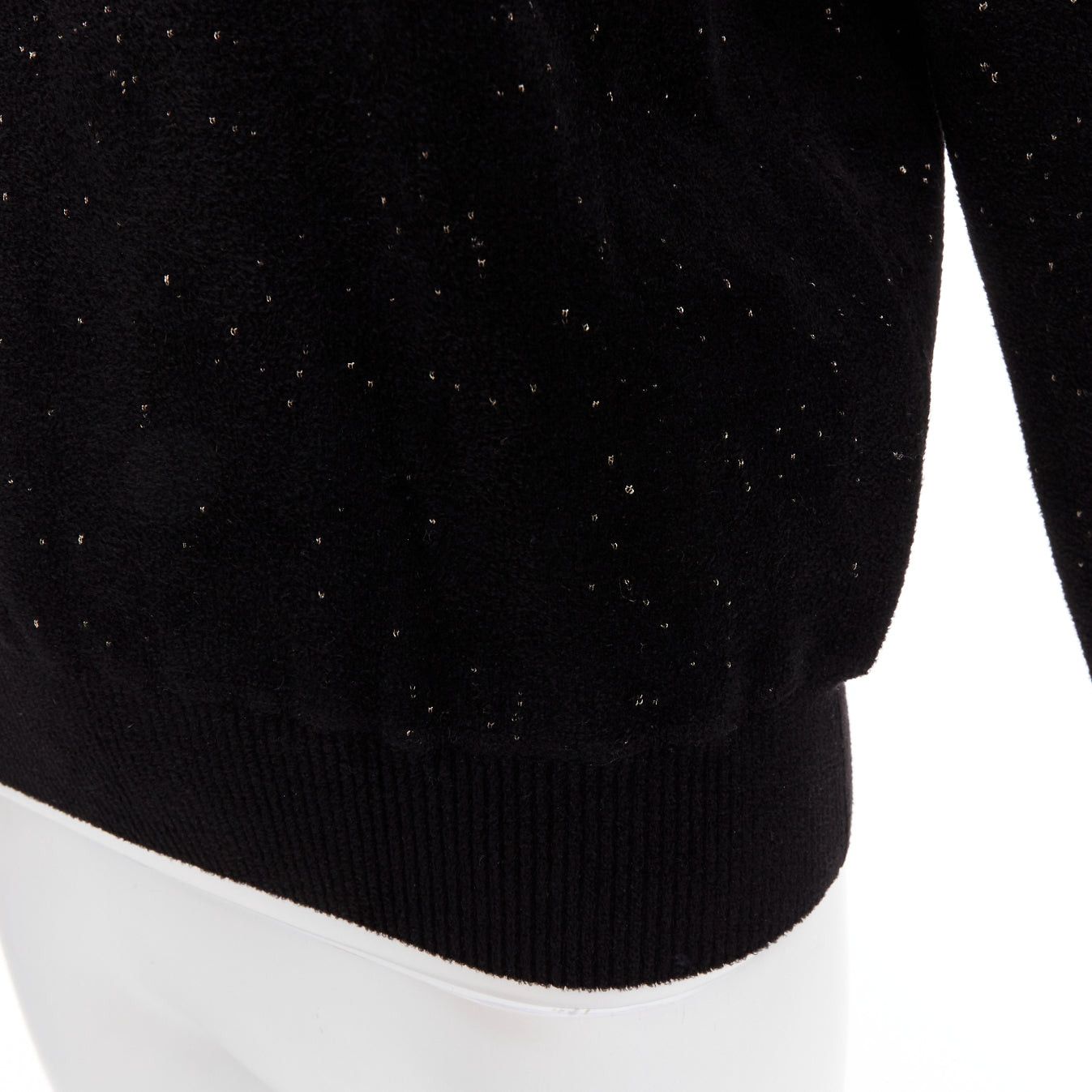 Chanel CHANEL black cupro blend CC starburst logo lurex long sleeve sweater FR36 S Size S / US 4 / IT 40 - 7 Thumbnail