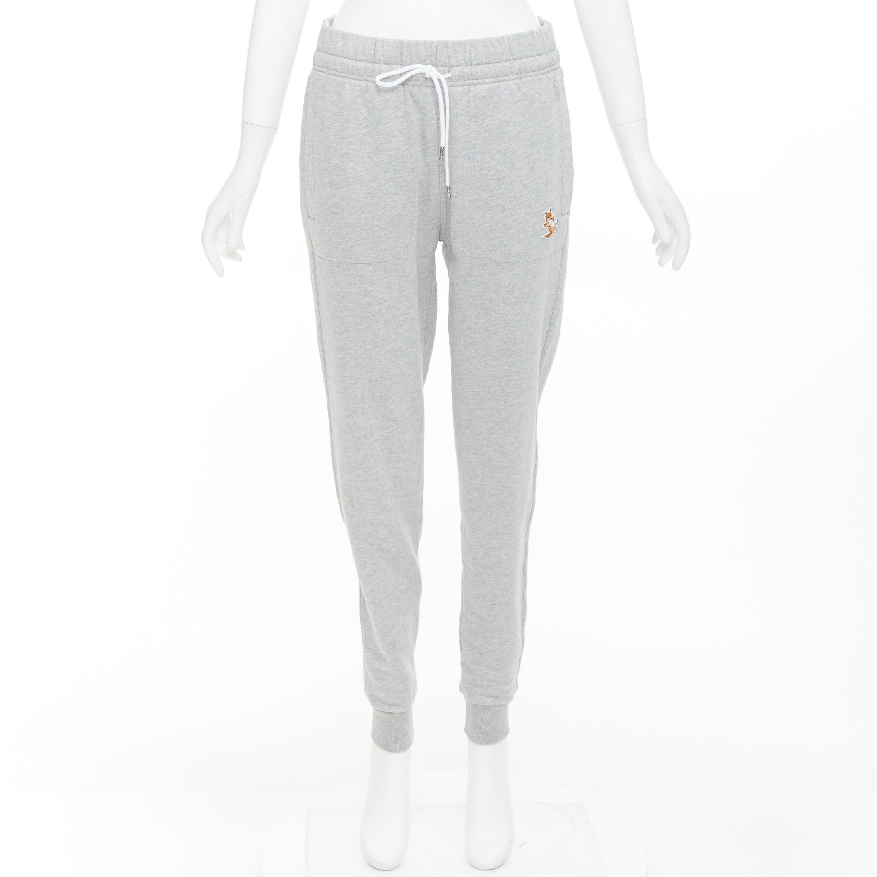 Maison Kitsune MAISON KITSUNE grey cotton fox badge tapered jogger sweat pants XS Size 26" / US 2 / IT 38 - 9 Thumbnail