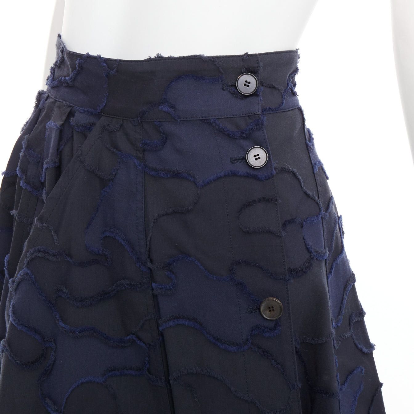 Dior CHRISTIAN DIOR 2020 Runway navy cotton camouflage jacquard midi skirt FR34 XS Size 26" / US 2 / IT 38 - 2 Thumbnail