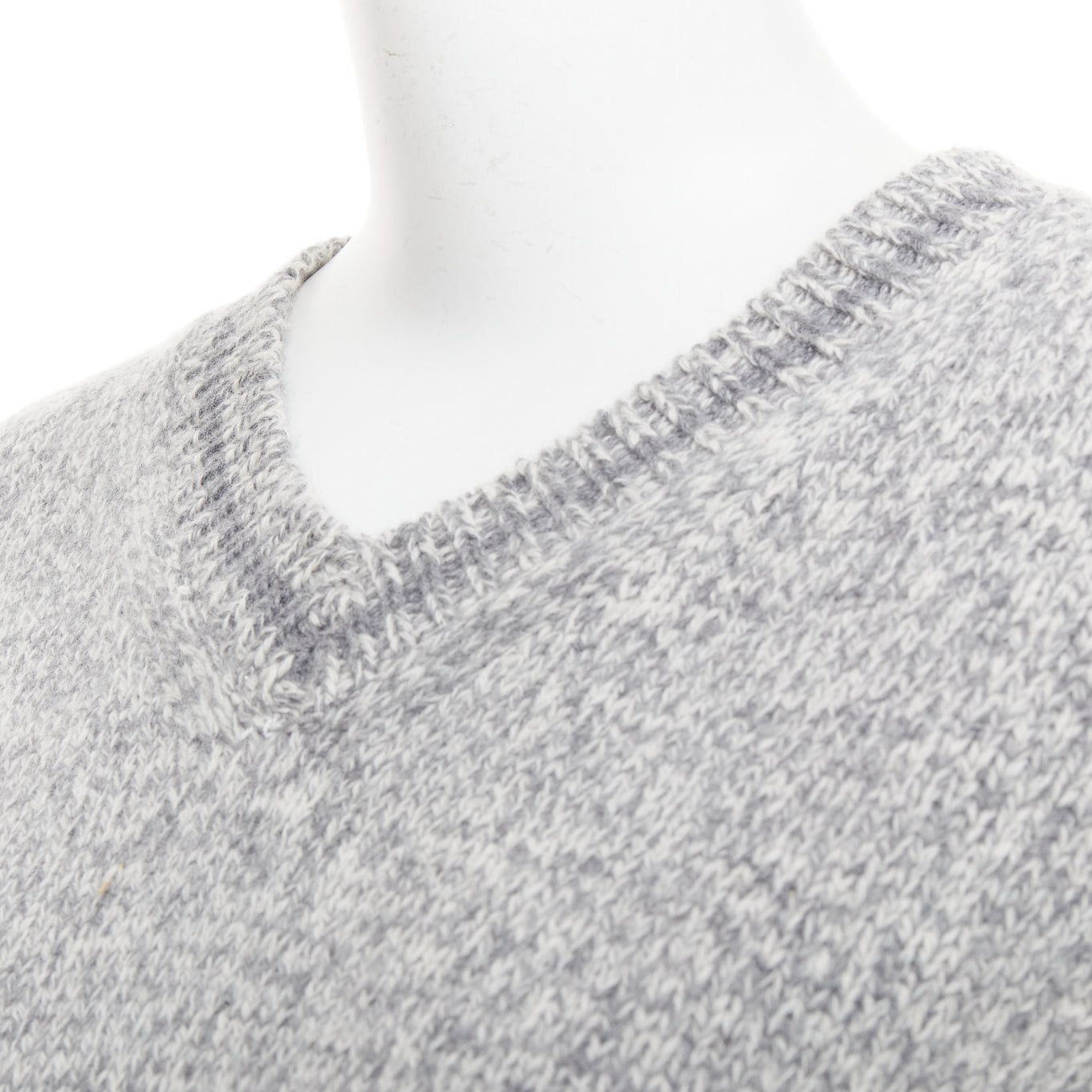 Dior CHRISTIAN DIOR 100% cashmere light grey wool striped logo sweater FR34 XS Size XS / US 0-2 / IT 36-38 - 7 Thumbnail
