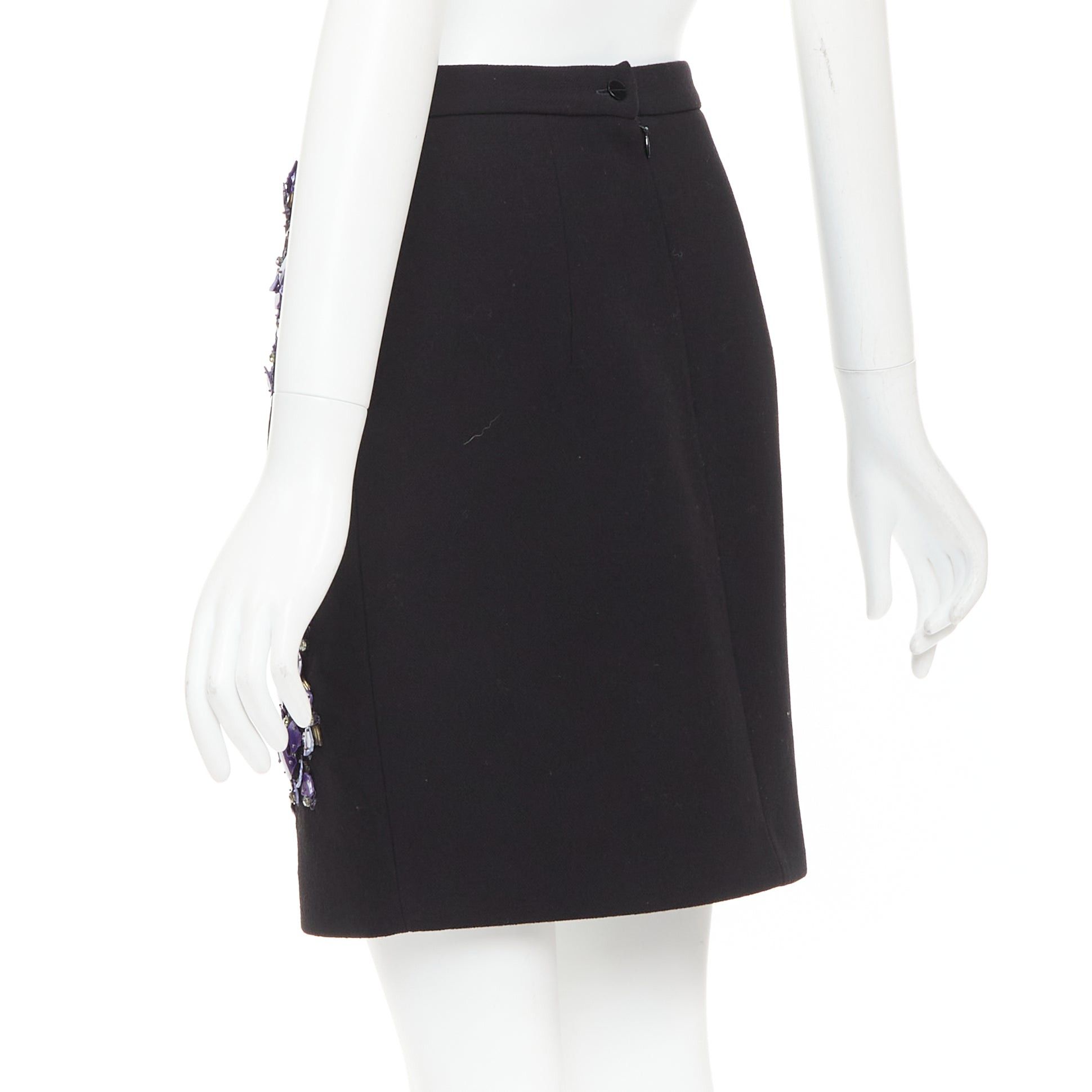 Peter Pilotto PETER PILOTTO black virgin wool red purple mother of pearl embellished skirt UK10 M Size 28" / US 6 / IT 42 - 6 Thumbnail