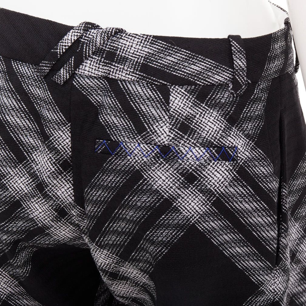 Burberry BURBERRY Daniel Lee black grey House check wool wide leg parachute pants IT34 XXS Size 24" / US 00 / IT 34 - 2 Thumbnail