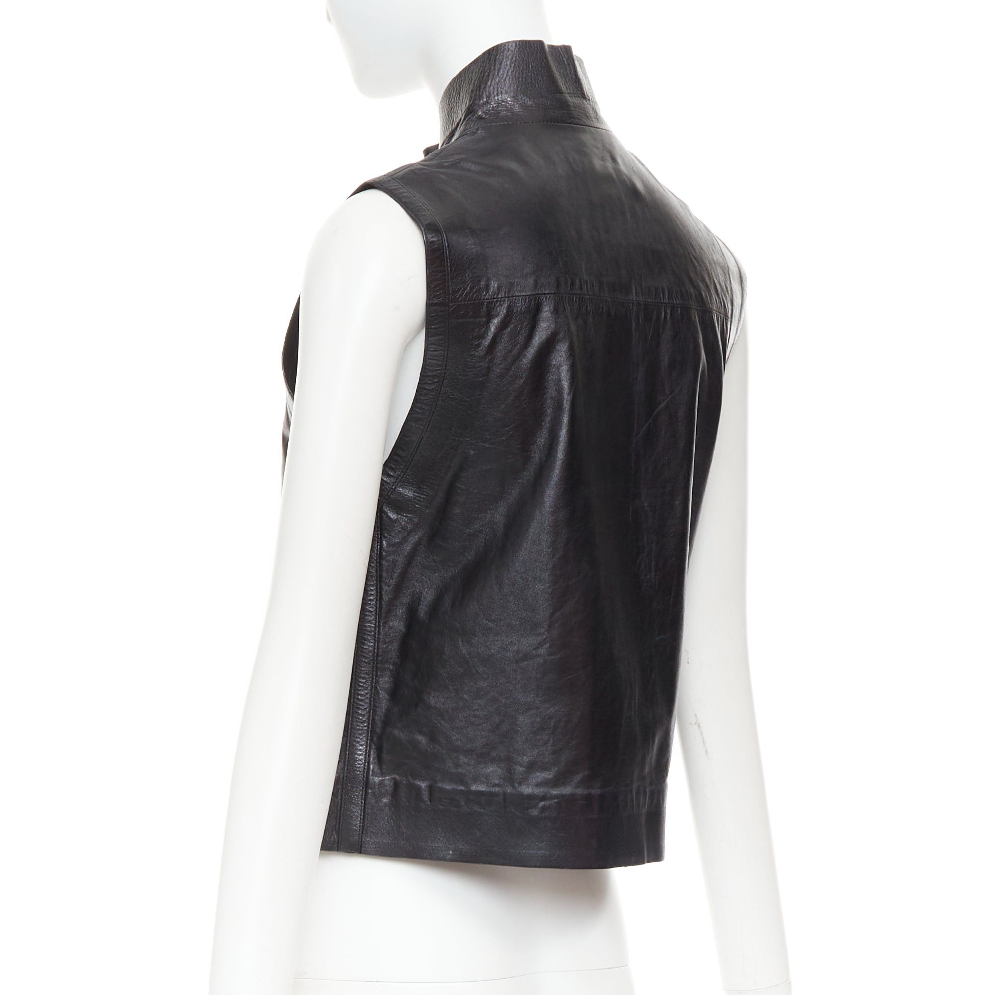 Louis Vuitton LOUIS VUITTON black leather logo zipper back yoke vest jacket Size S / US 4 / IT 40 - 7 Thumbnail