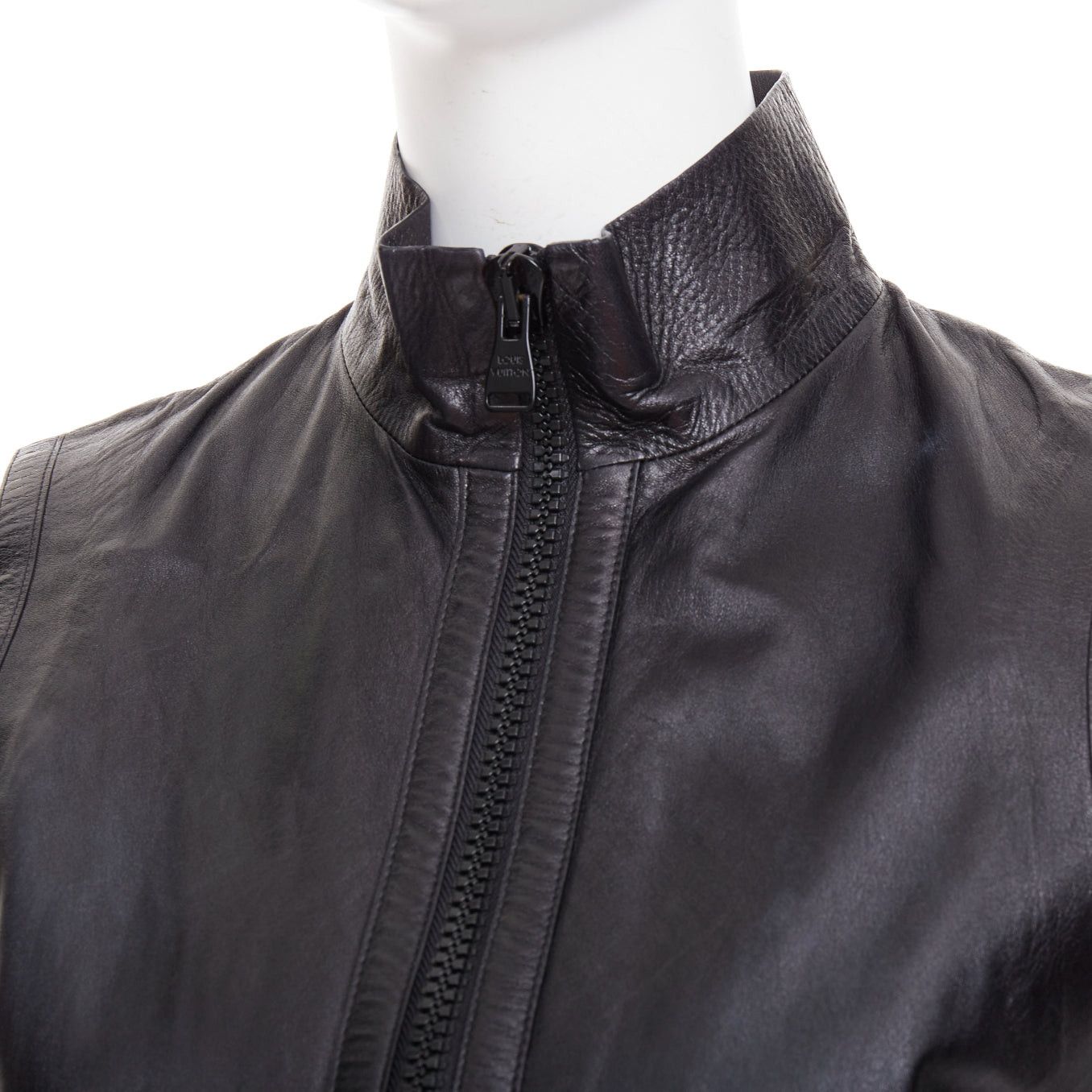 Louis Vuitton LOUIS VUITTON black leather logo zipper back yoke vest jacket Size S / US 4 / IT 40 - 2 Thumbnail