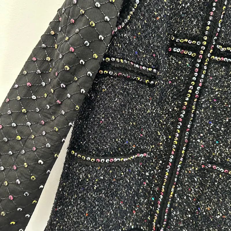 Chanel Chanel Women's Black Wool Jacket with Embellishments 0089 Size L / US 10 / IT 46 - 5 Thumbnail