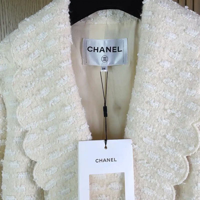 Chanel Chanel White Wool Blend Women's Jacket 0089 Size S / US 4 / IT 40 - 7 Thumbnail