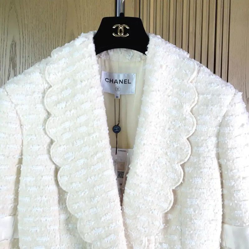 Chanel Chanel White Wool Blend Women's Jacket 0089 Size M / US 6-8 / IT 42-44 - 3 Thumbnail