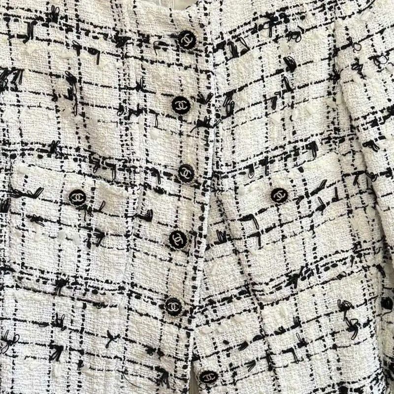 Chanel Chanel White Jacket for Women 0089 Size XS / US 0-2 / IT 36-38 - 8 Thumbnail