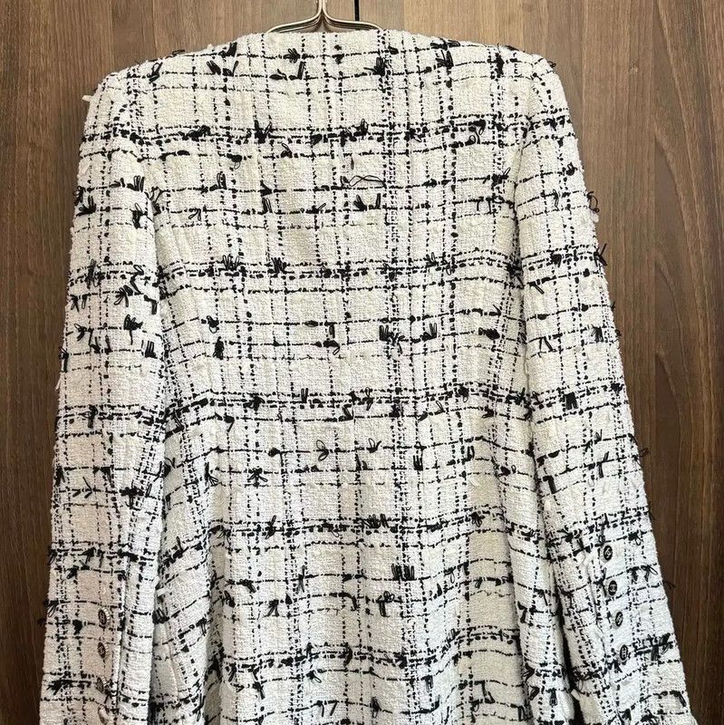 Chanel Chanel White Jacket for Women 0089 Size XS / US 0-2 / IT 36-38 - 3 Thumbnail