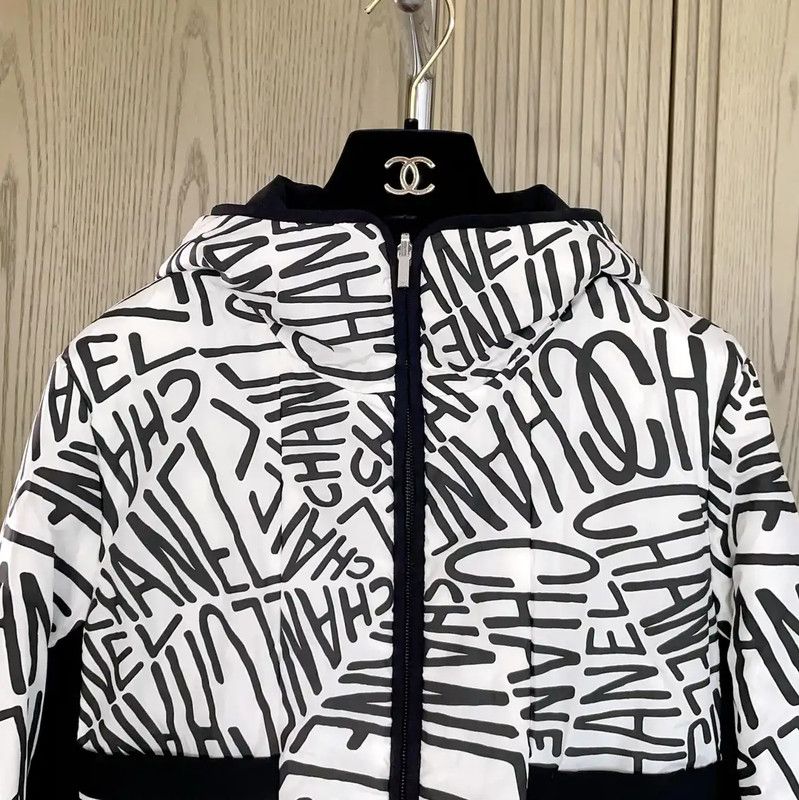 Chanel Chanel Winter Black Print Short Cotton Jacket 0089 Size S / US 4 / IT 40 - 5 Thumbnail