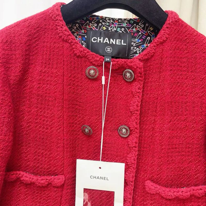 Chanel Chanel Women's Red Long Sleeve Cardigan 0089 Size XS / US 0-2 / IT 36-38 - 4 Thumbnail