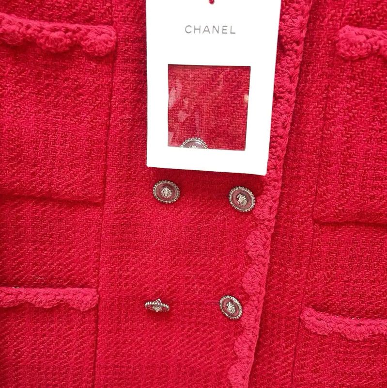 Chanel Chanel Women's Red Long Sleeve Cardigan 0089 Size XS / US 0-2 / IT 36-38 - 2 Thumbnail