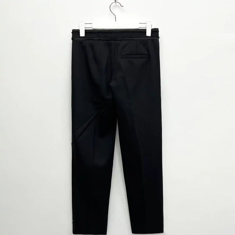 Miu Miu Miu Miu Black Casual Trousers for Women 0089 Size 30" / US 8 / IT 44 - 2 Thumbnail