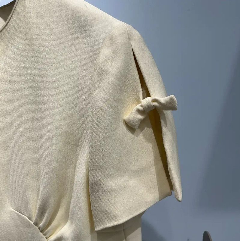 Miu Miu Miu Miu Summer Beige Cropped Short Sleeve T-Shirt 0089 Size M / US 6-8 / IT 42-44 - 7 Thumbnail