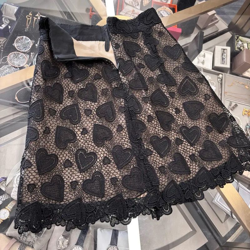 Miu Miu Miu Miu Summer Black Skirt with Heart Embroidery 0089 Size 23" - 4 Thumbnail