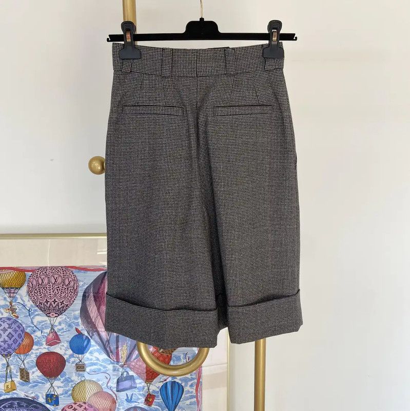Miu Miu Miu Miu Gray Wool Women's Shorts 0089 Size 23" - 2 Thumbnail