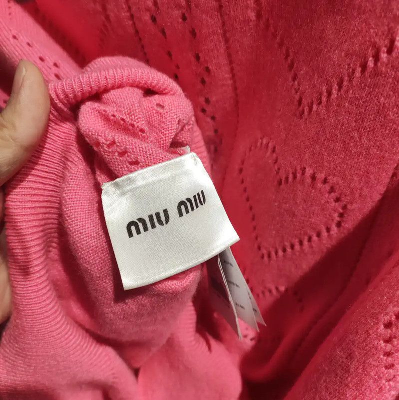 Miu Miu Miu Miu Pink Cashmere Heart Pattern Pullover 0089 Size L / US 10 / IT 46 - 7 Thumbnail