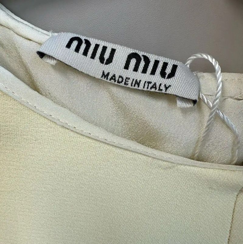 Miu Miu Miu Miu Beige Women's T-Shirt in Size M 0089 Size M / US 6-8 / IT 42-44 - 4 Thumbnail