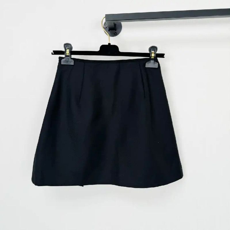 Miu Miu Miu Miu Black Women's Skirt for Winter 0089 Size 23" - 2 Thumbnail
