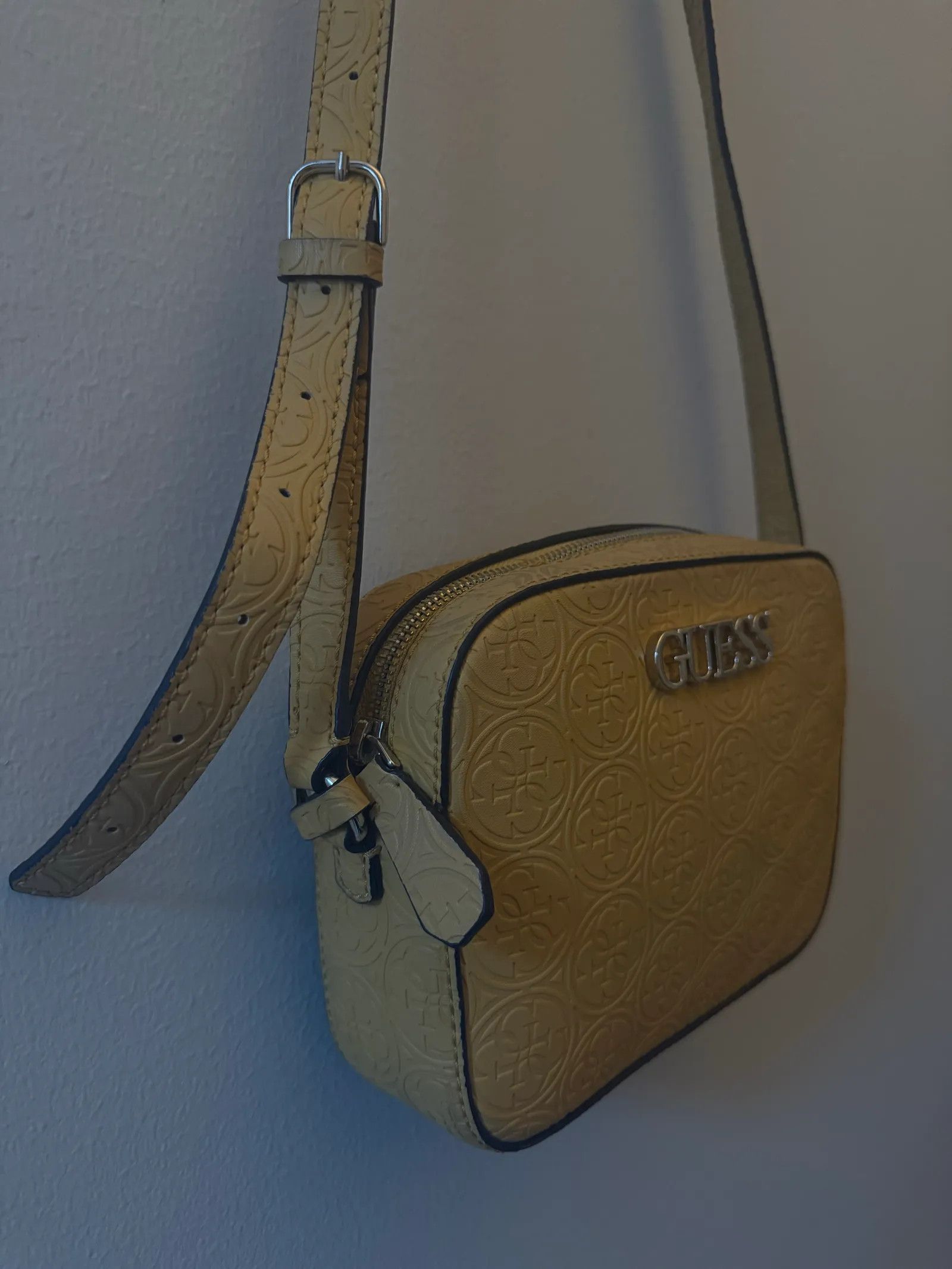 Guess Guess Kamryn Crossbody Top Zip Crossbody Bag Size ONE SIZE - 6 Thumbnail