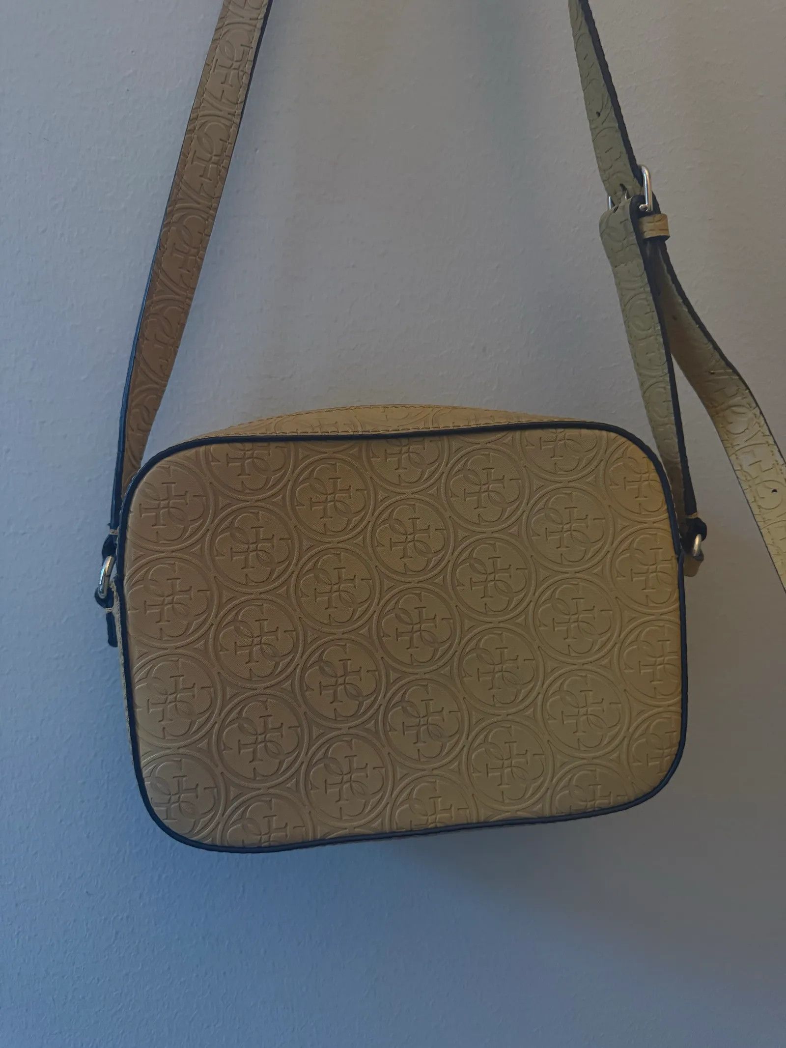 Guess Guess Kamryn Crossbody Top Zip Crossbody Bag Size ONE SIZE - 3 Thumbnail