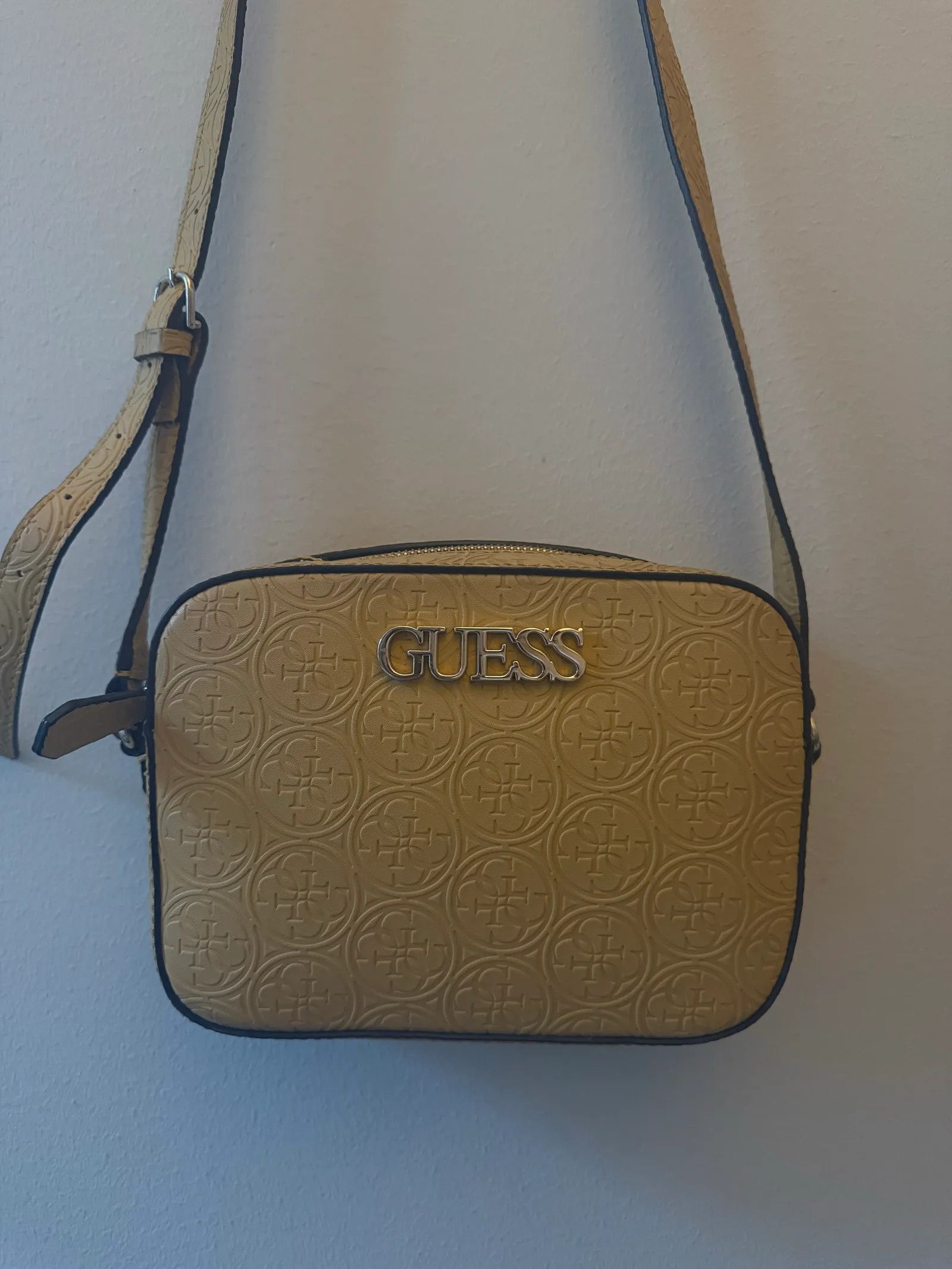 Guess Guess Kamryn Crossbody Top Zip Crossbody Bag Size ONE SIZE - 2 Thumbnail