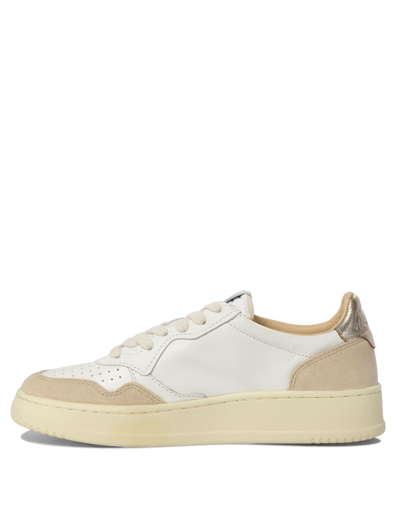AUTRY Autry Medalist Low Sneakers IT 35 Women - USA Duties Paid Size US 5 / IT 35 - 3 Thumbnail