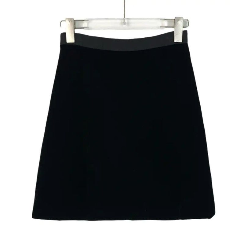 Miu Miu Miu Miu Black Midi Skirt with Buttons 0089 Size 23" - 2 Thumbnail