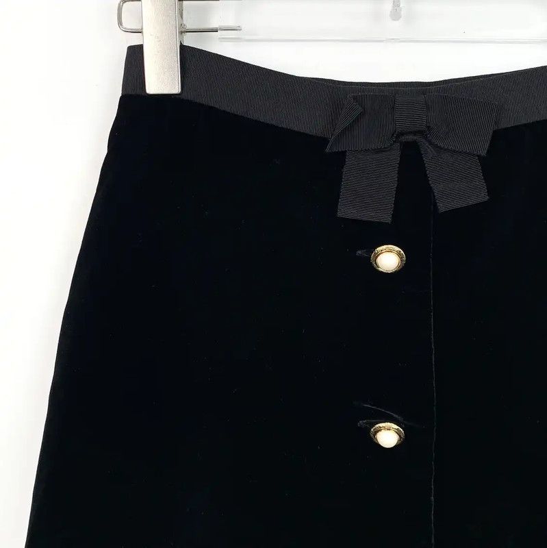 Miu Miu Miu Miu Black Midi Skirt with Buttons 0089 Size 23" - 3 Thumbnail