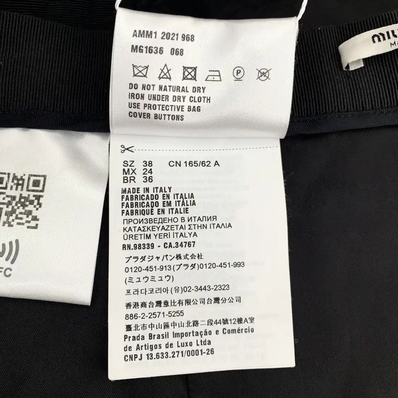 Miu Miu Miu Miu Black Midi Skirt with Buttons 0089 Size 23" - 8 Thumbnail