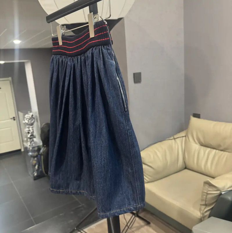 Miu Miu Miu Miu Blue Denim Women's Skirt 0089 Size 24" / US 00 / IT 34 - 3 Thumbnail