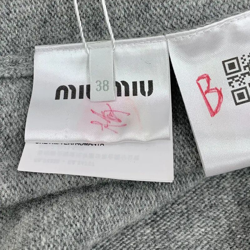 Miu Miu Miu Miu Grey Wool Pullover Sweater 0089 Size S / US 4 / IT 40 - 7 Thumbnail