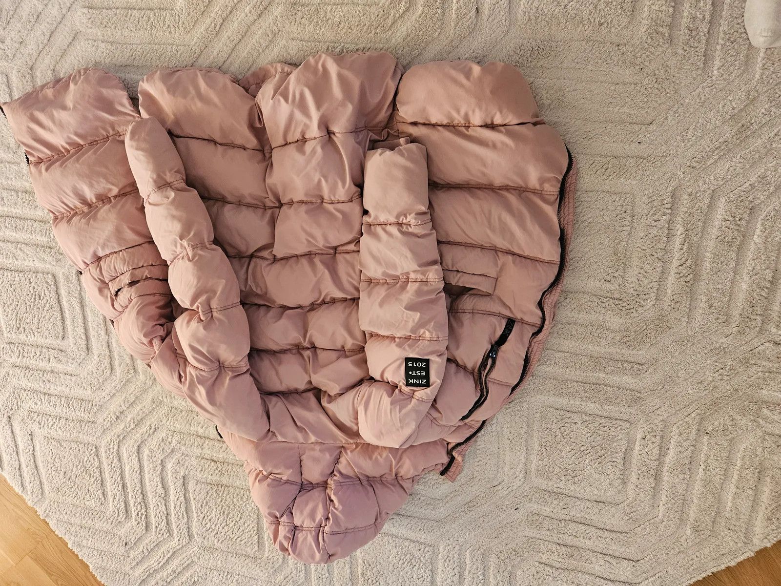 Toteme Zink Down Jacket Size L / US 10 / IT 46 - 4 Thumbnail