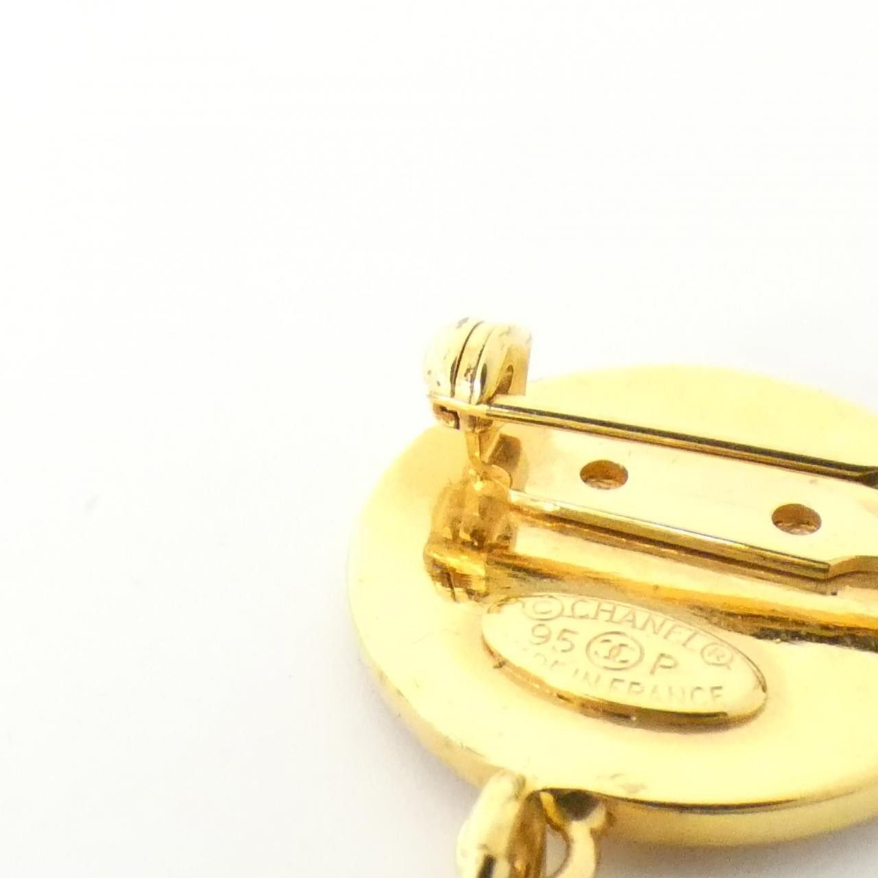 Chanel Chanel Chanel Brooch Metal Brooch DUTY FREE for USA Size ONE SIZE - 5 Thumbnail