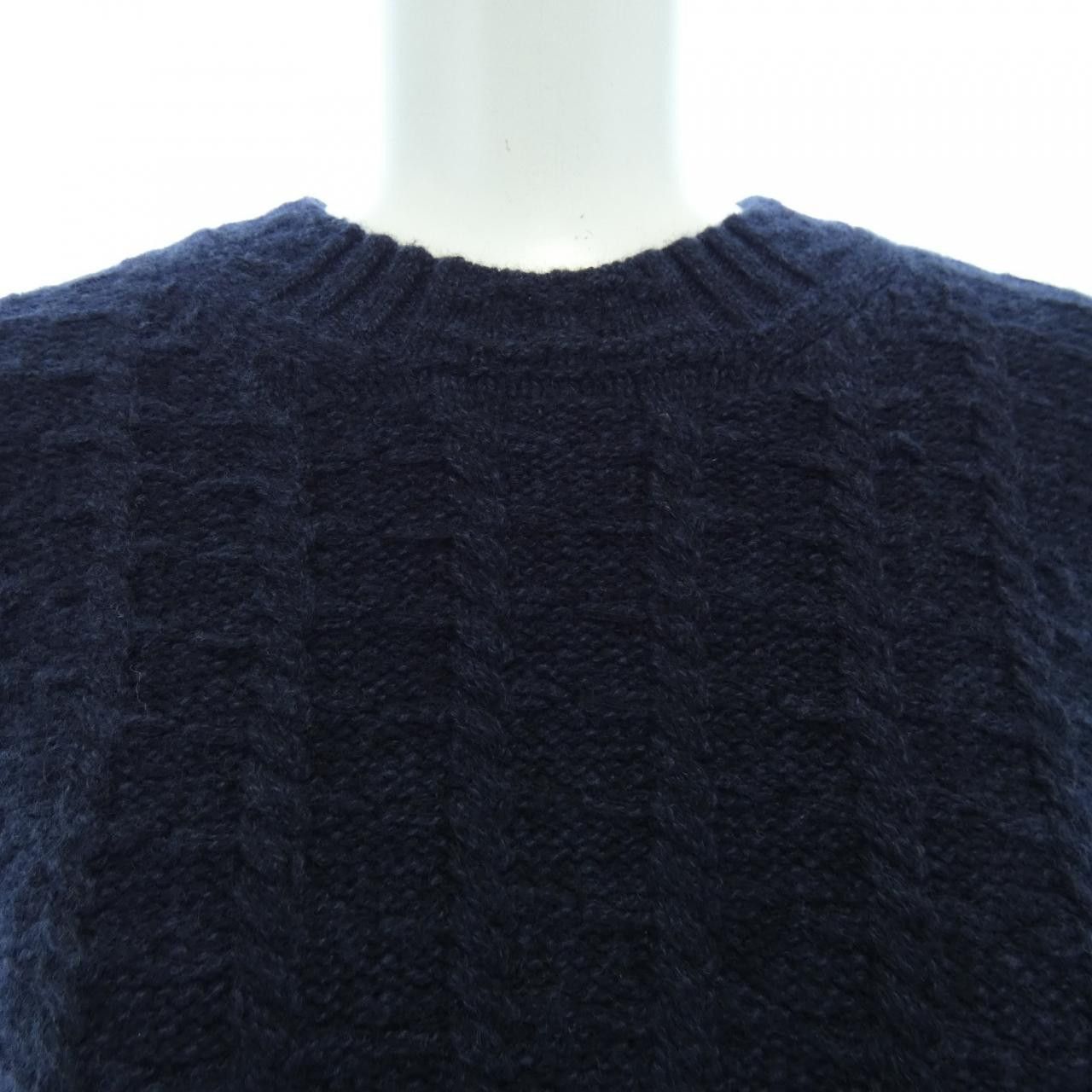 Chanel Chanel Chanel P75621K10839 23B Cashmere Knit Others Tops P75621K10839 DUTY FREE for USA Size ONE SIZE - 5 Thumbnail
