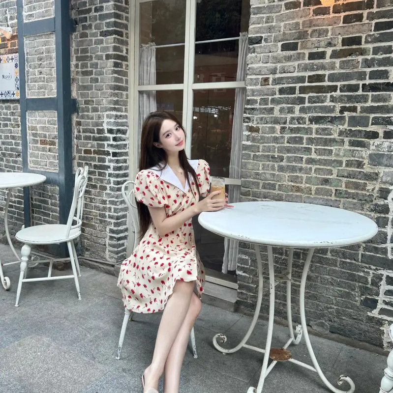 Miu Miu Miu Miu Floral Print Silk Dress Summer Edition 0089 Size S / US 4 / IT 40 - 7 Thumbnail