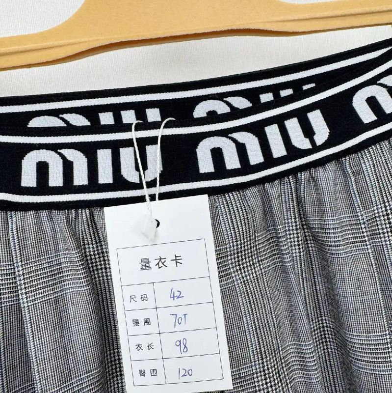 Miu Miu Miu Miu Gray Women's Casual Pants 0089 Size 28" / US 6 / IT 42 - 3 Thumbnail