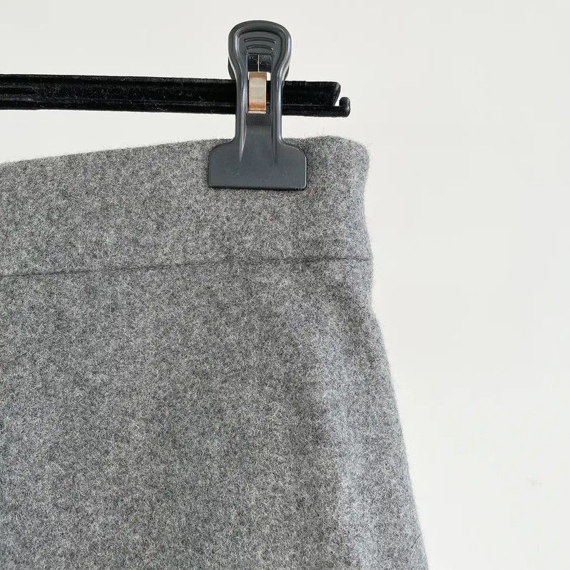 Miu Miu Gray Wool A-Line Skirt for Women 0089