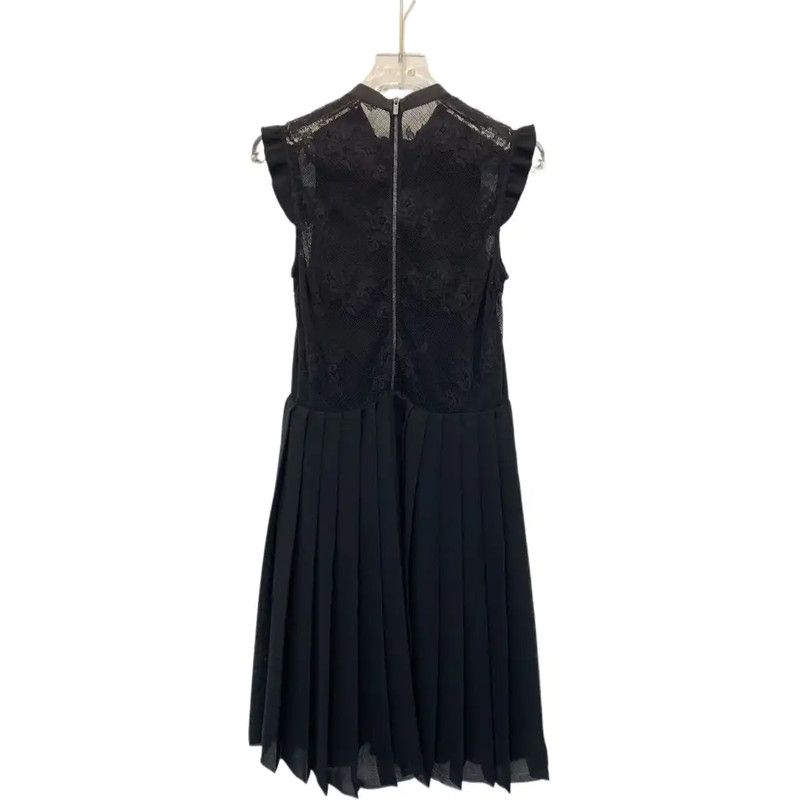Miu Miu Miu Miu Pleated Black Dress with Embroidery 0089 Size S / US 4 / IT 40 - 4 Thumbnail