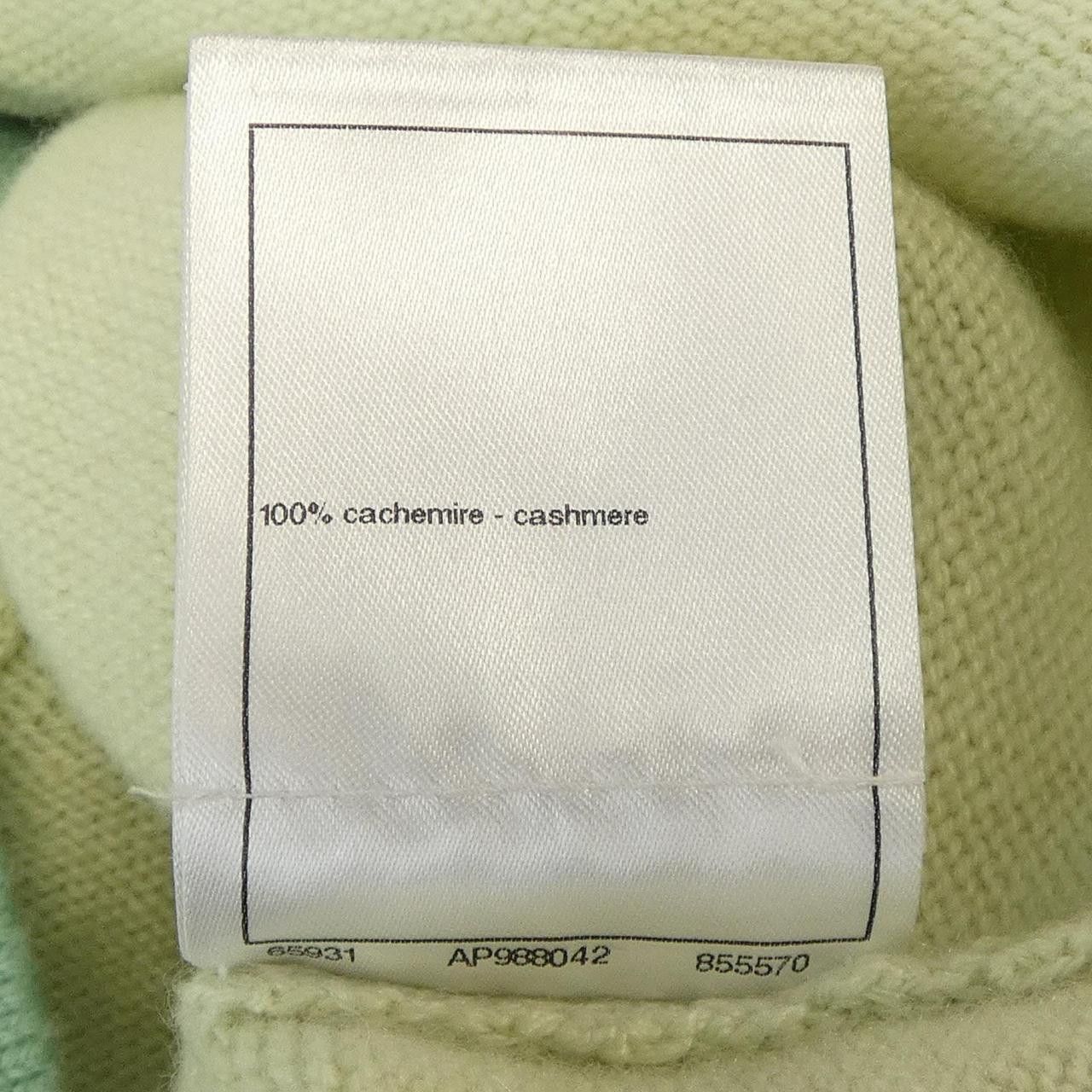 Chanel Chanel Chanel P75050K10747 100% Cashmere Cardigan Others Tops P75050K10747 DUTY FREE for USA Size ONE SIZE - 3 Thumbnail