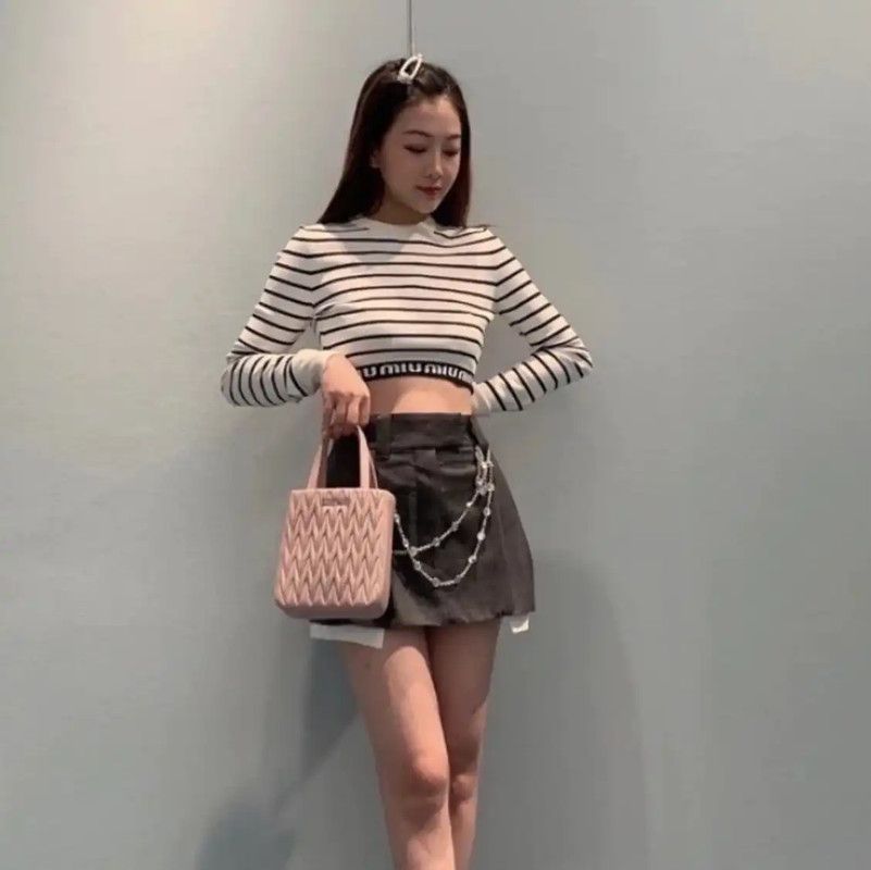 Miu Miu Miu Miu Striped Cropped Women's Sweatshirt 0089 Size M / US 6-8 / IT 42-44 - 9 Thumbnail