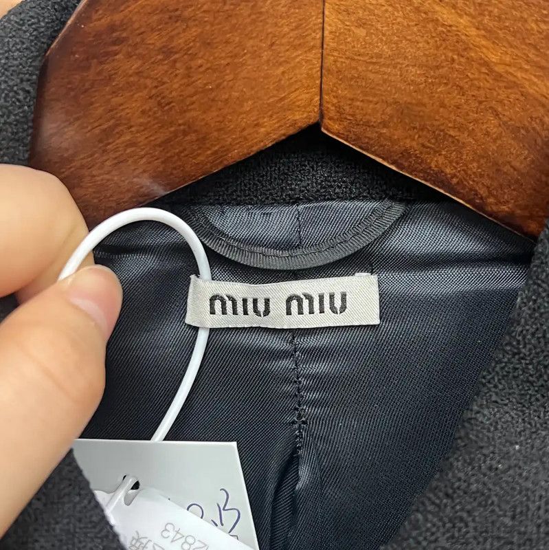 Miu Miu Miu Miu Black Wool Women's Coat 0089 Size M / US 6-8 / IT 42-44 - 3 Thumbnail