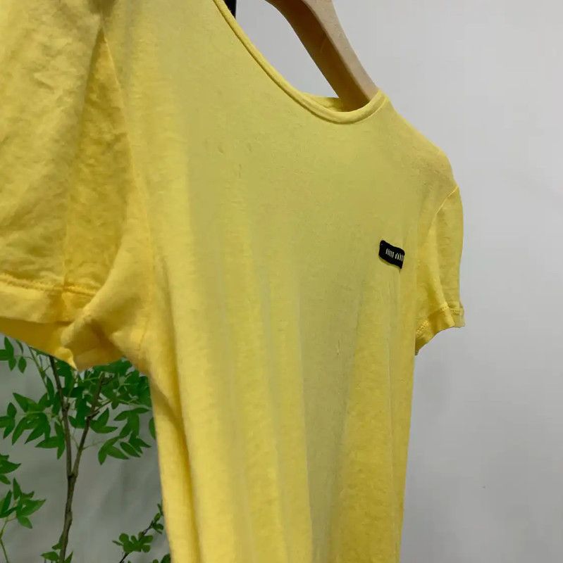 Miu Miu Miu Miu Yellow Cotton T-Shirt Size S 0089 Size S / US 4 / IT 40 - 2 Thumbnail