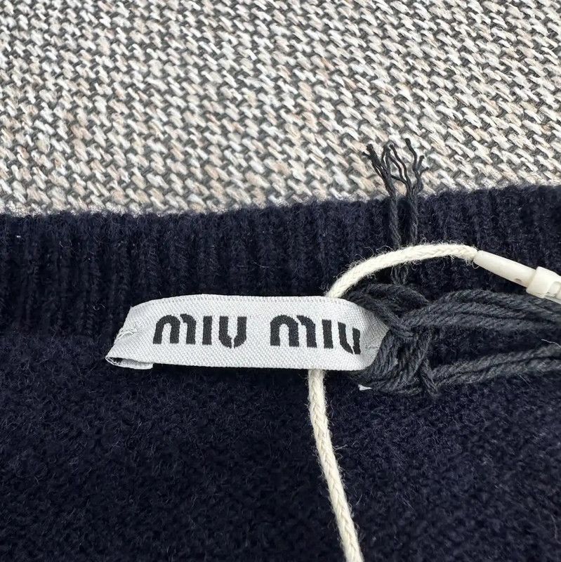 Miu Miu Miu Miu Navy Wool Pullover Sweater 0089 Size M / US 6-8 / IT 42-44 - 3 Thumbnail