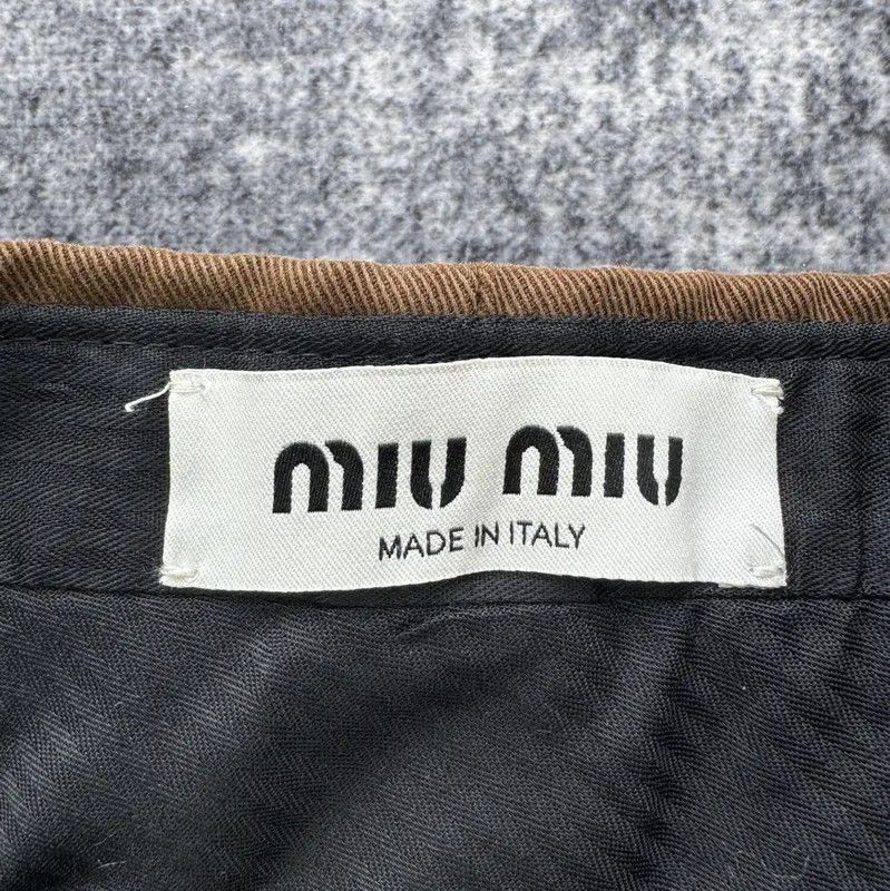 Miu Miu Miu Miu Casual Wool Shorts in Khaki Color 0089 Size 23" - 3 Thumbnail