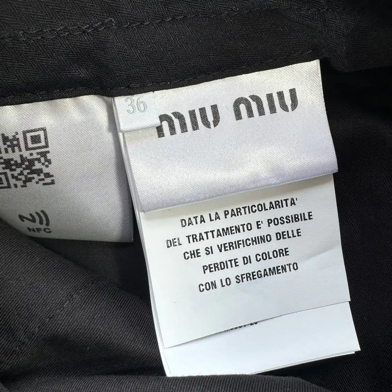 Miu Miu Miu Miu Casual Wool Shorts in Khaki Color 0089 Size 23" - 4 Thumbnail
