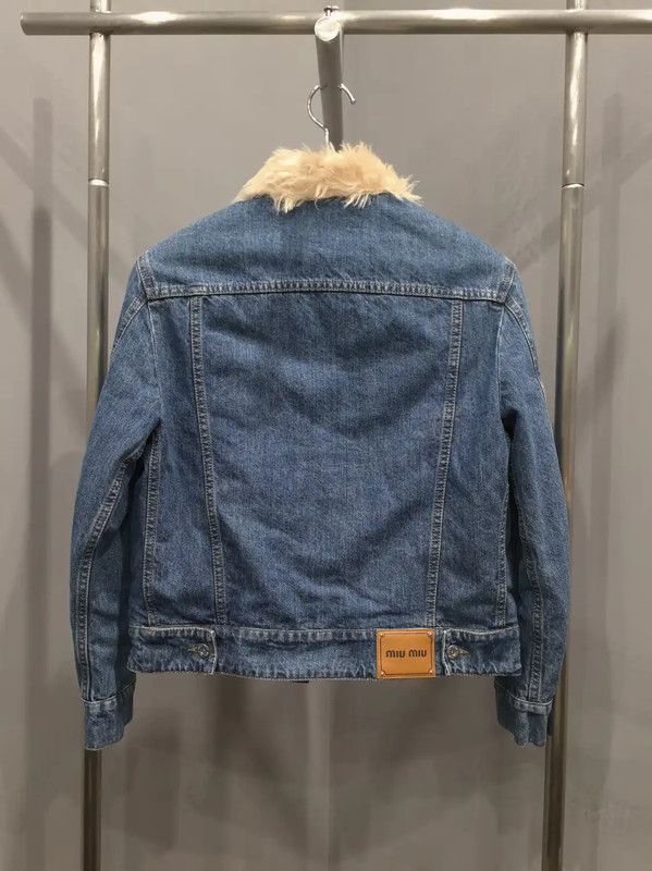 Miu Miu Miu Miu Blue Denim Jacket with Fur Collar 0089 Size XS / US 0-2 / IT 36-38 - 2 Thumbnail